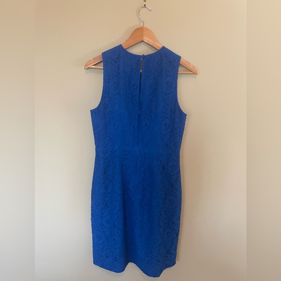 J CREW Cobalt Blue Floral Lace Sheath Dress Sleeveless Size 8 - Picture 2 of 4